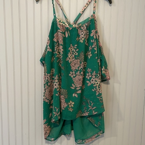 TORRID Green Floral Short Sleeve Chiffon Cold Shoulder Blouse | 3X NWT - Picture 7 of 10